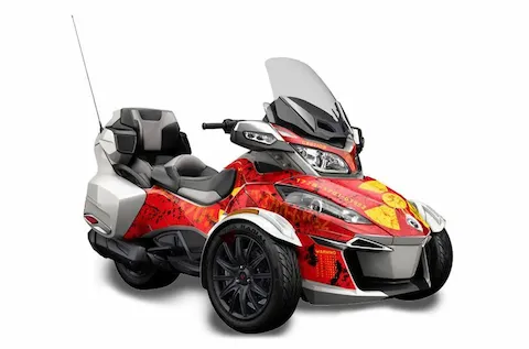 Can-Am Spyder RTS with the Meltdown Yellow graphic kit