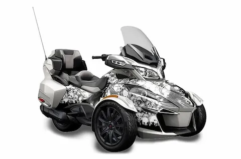 Can-Am Spyder RTS with the Reaper White graphic kit